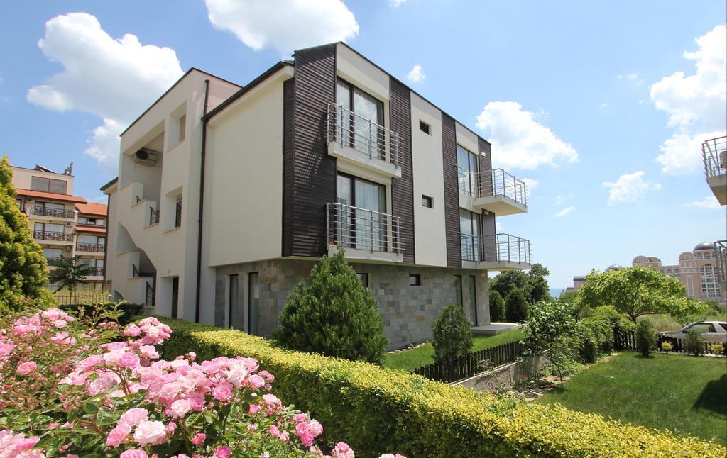 Apartment In Sunny